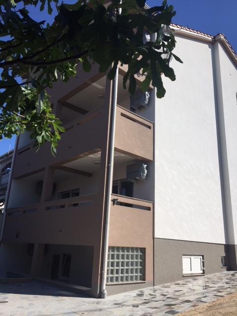 Apartmani Orhideja Rab Town Exterior photo